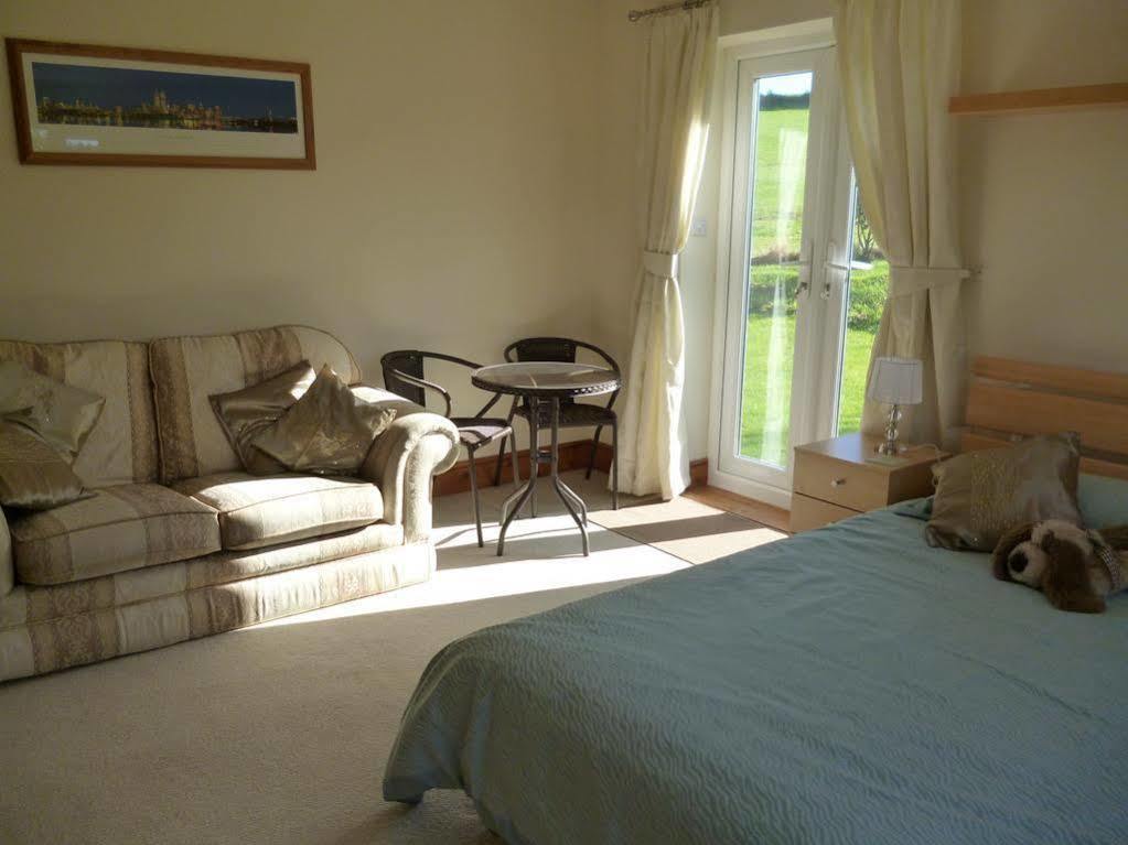 Priston Whidlecombe Farm B&B 외부 사진