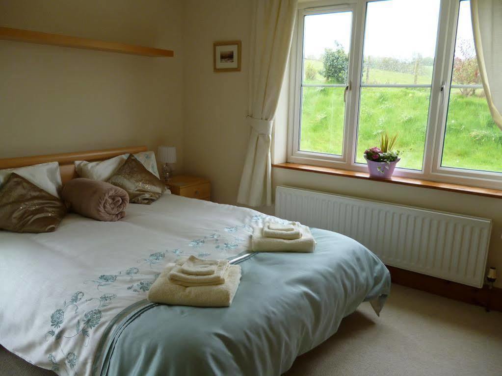 Priston Whidlecombe Farm B&B 외부 사진