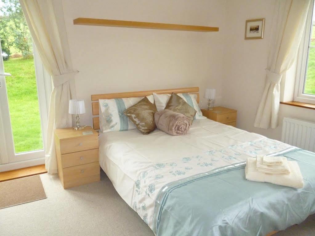 Priston Whidlecombe Farm B&B 외부 사진